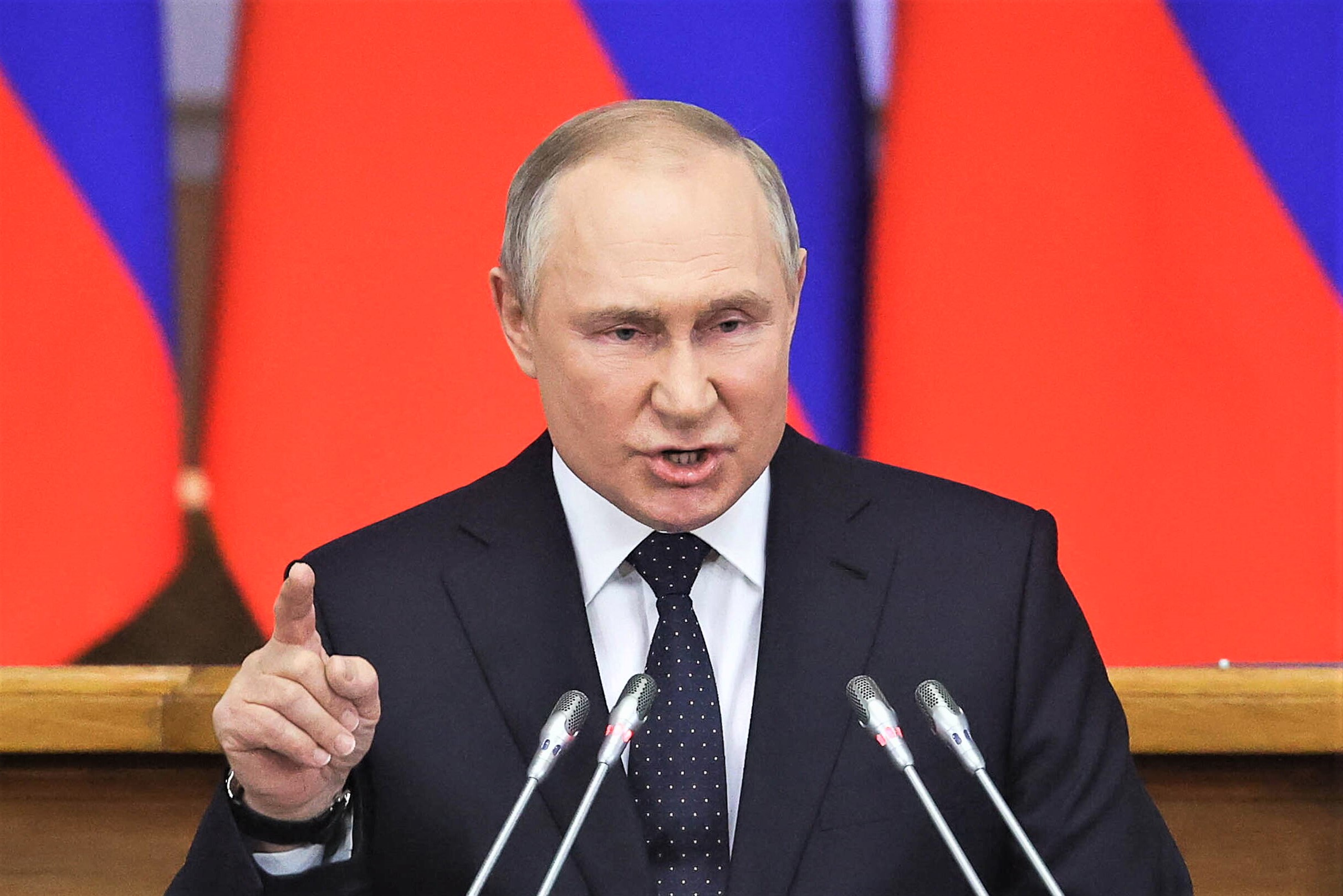 Merkels Berater warnt Deutschland vor Eskalation  - Verlust von Cherson ist keine Niederlage für Putin!