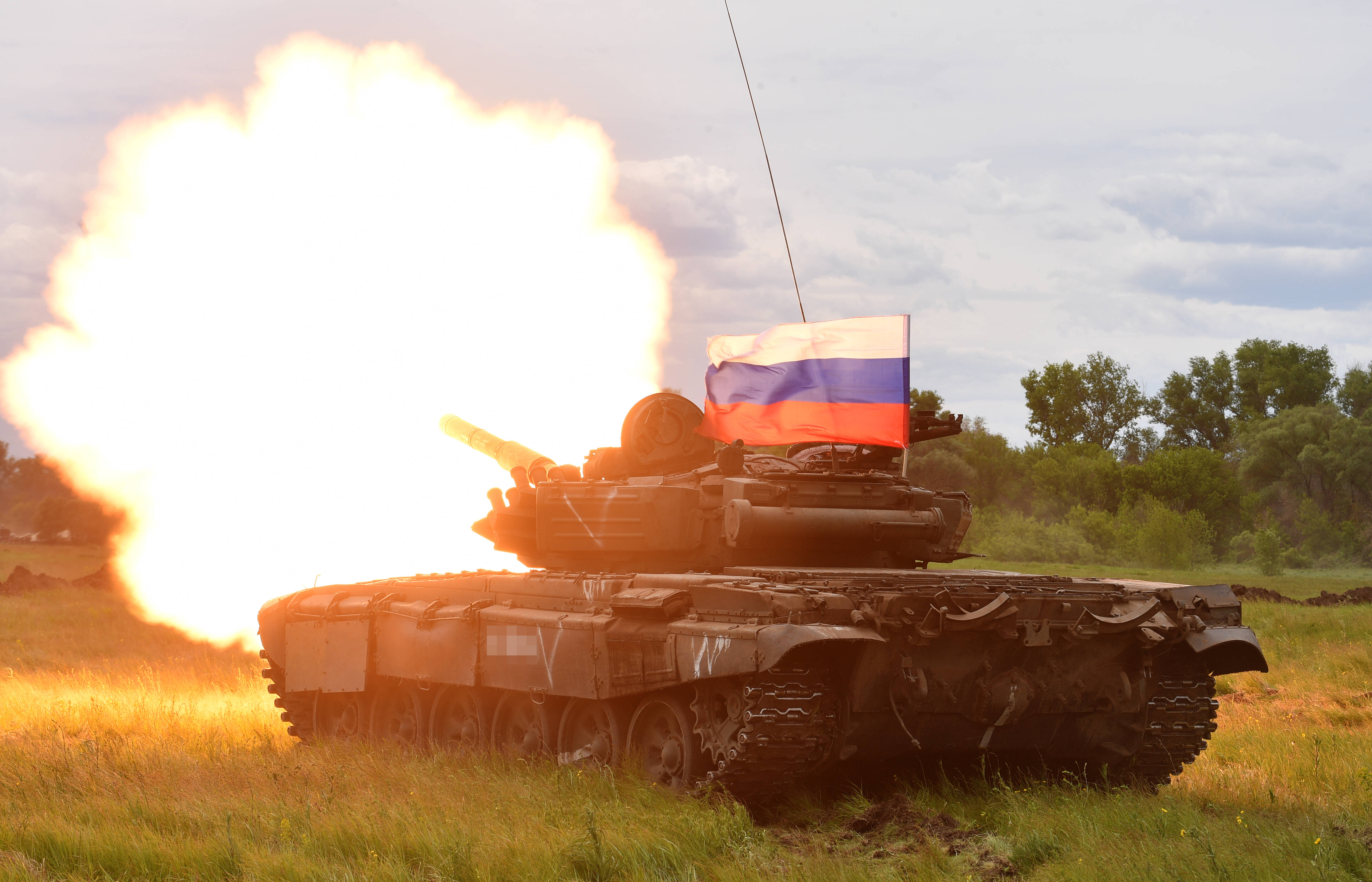 Russischer Soldat schildert Unfassbares! - Russischer Panzers soll 20 Soldaten der eigenen Armee getötet haben!