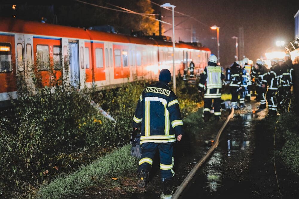 Schrecklich! Opfer von Messerattacke im Zug waren 16 und 19-jährige Jugendliche! Hier was jetzt bekannt wird