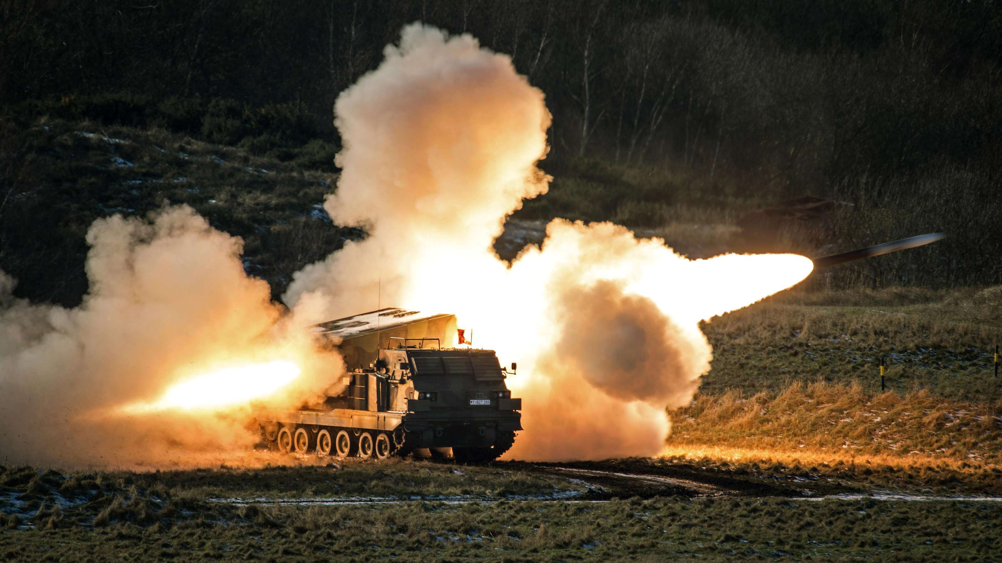 Putin geschockt - Waffenlager explodieren! Ukraine meldet erfolgreichen Angriff - Hohe Opferzahlen nach Angriff auf russisches Waffenlager