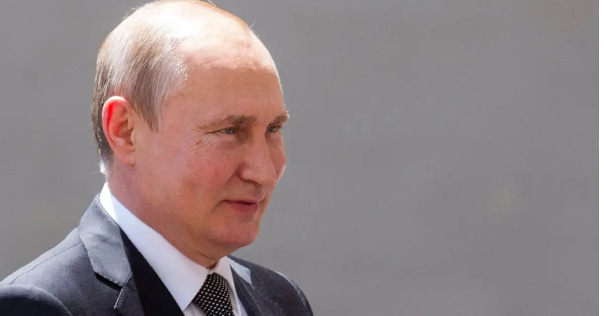 Ukraine Commander Warns Putin Could Use 'Tactical Nuclear Weapons' as Strikes Raise Tensions