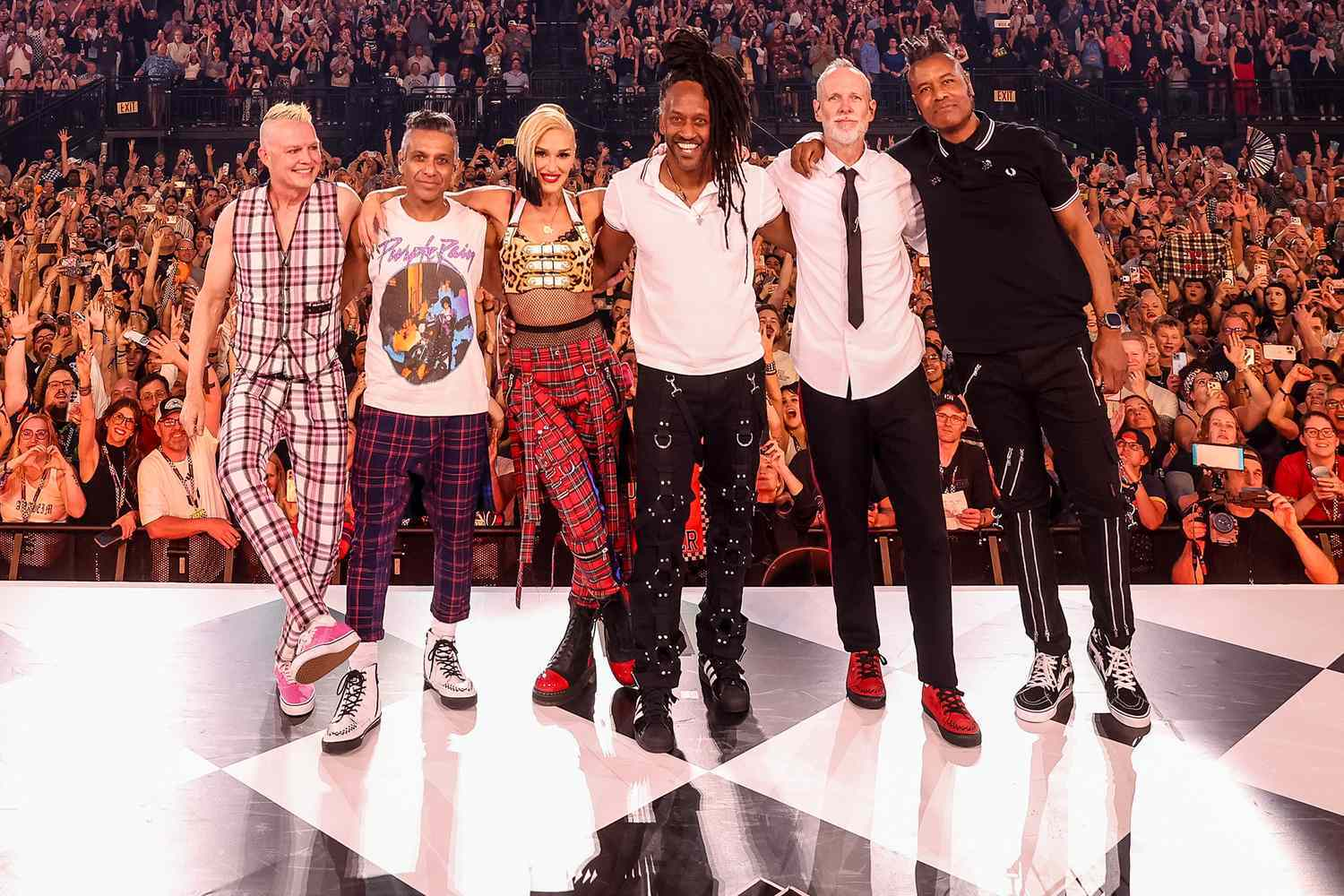 No Doubt's Big Vegas Moment: Gwen Stefani Gets Emotional as Residency Kicks Off