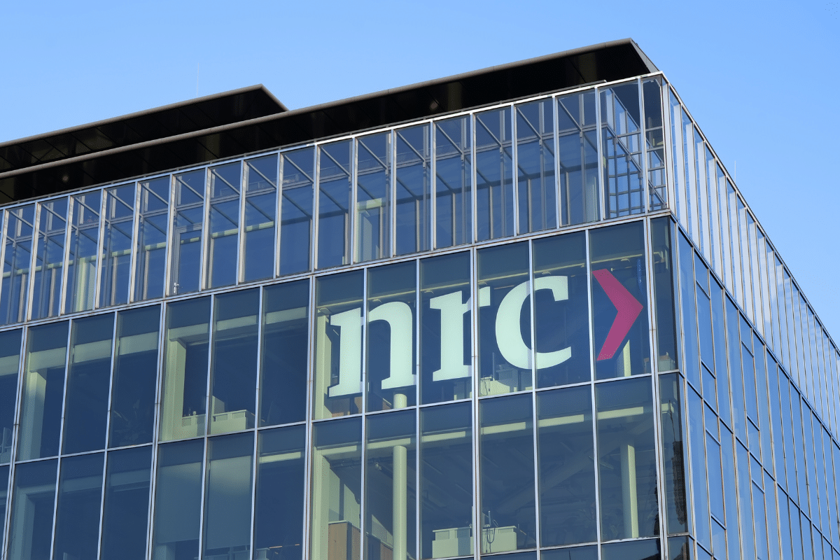 Rechter geeft NRC gelijk: podcast over Kandinsky blijft online