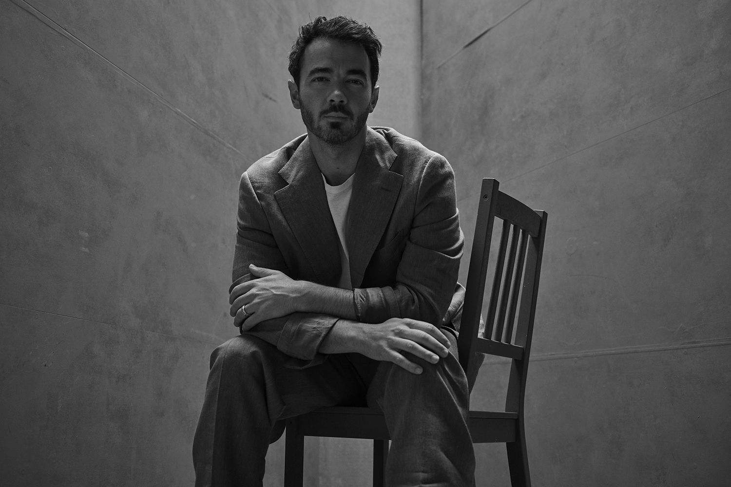 Kevin Jonas' Sweet Surprise: New Song Reveals Intimate Details of 16-Year Marriage