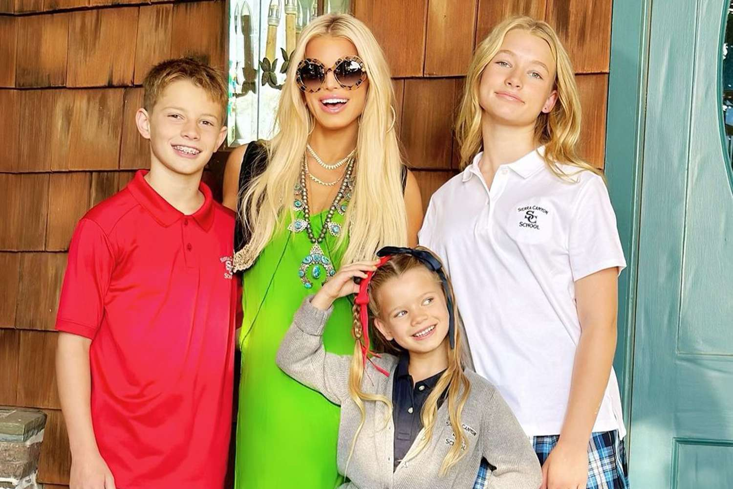 Why Jessica Simpson's Kids Sat Apart on That Hawaii Flight — The Real Reason