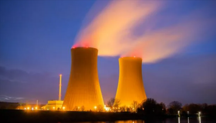 Radioaktive Wolke durch Russen-Angriff! Droht eine Atom-Katastrophe in der Ukraine? 