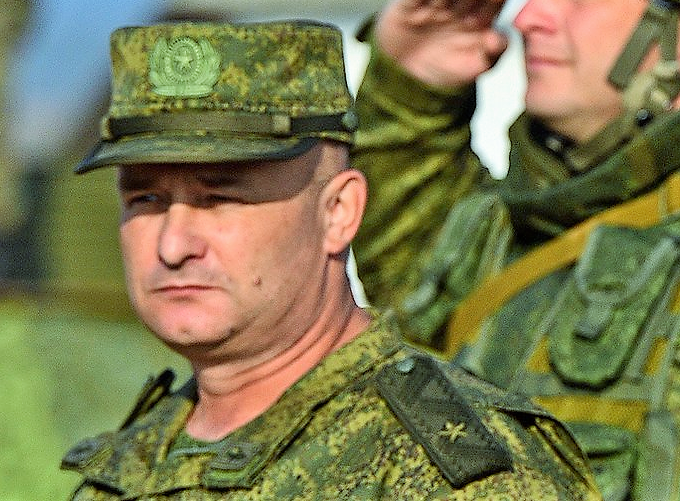 Desolate Zustände in der russischen Armee! Russische Rekruten ohne Waffen an der Front und von eigenen Leuten erpresst!