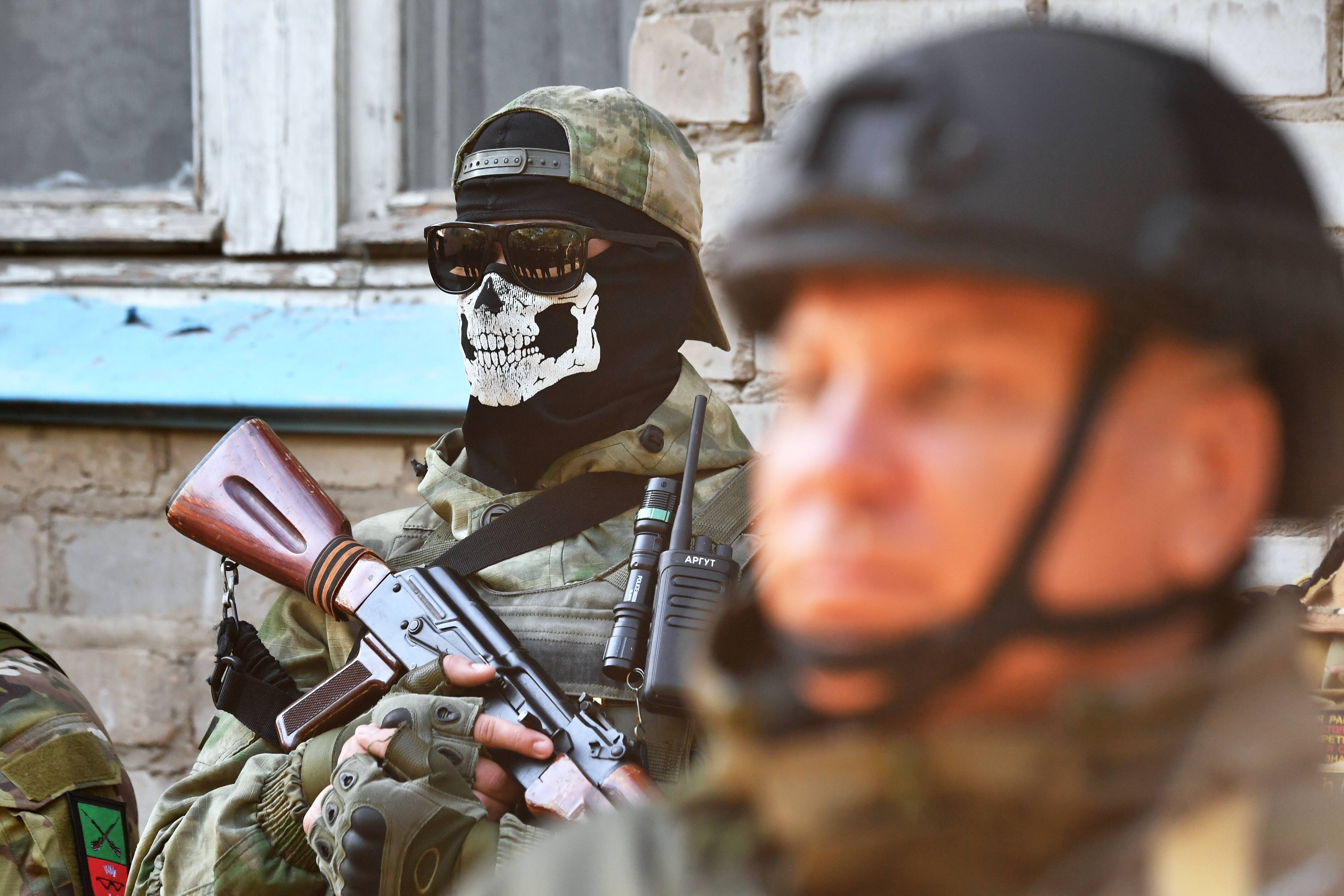 So viele Deutsche kämpfen im Ukraine-Krieg! Viele halten zu Putin