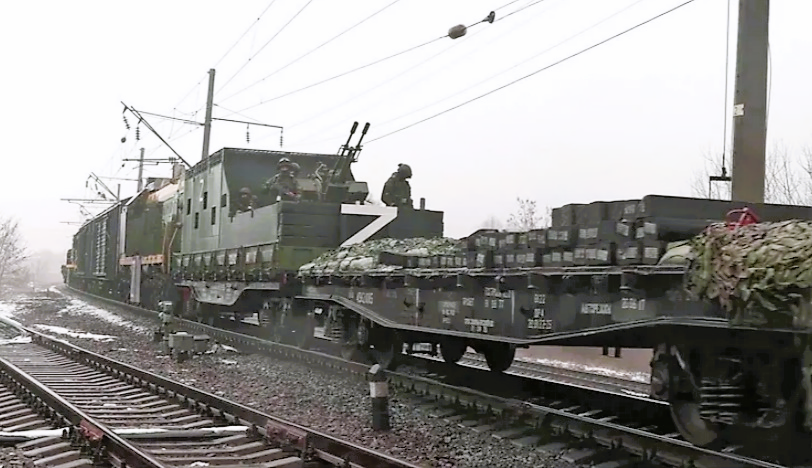 ANGST! Putin fährt nur noch im Panzerzug durch Russland! Angst vor Anschlägen zu groß!